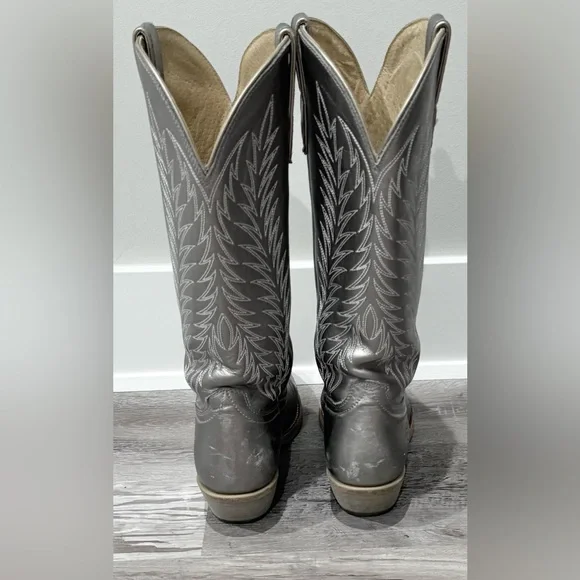 Women's Metallic Silver Ariat Cowboy Boots Size 9 - Picture 3 of 3